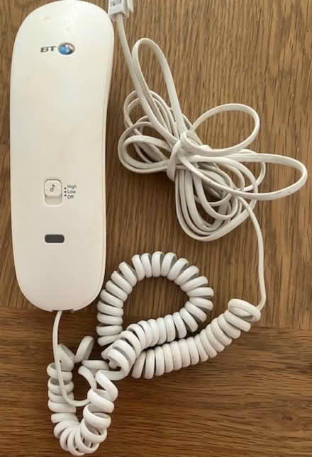 Photo of free Phone (Lache CH4) #1
