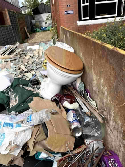 Photo of free Ceramic loo and sink (Dinas Powys CF64) #2