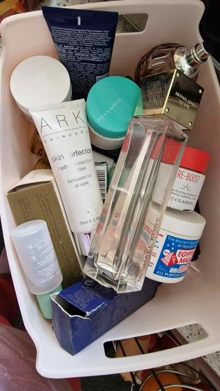 Photo of free Face creams (Luton, Park Town) #1