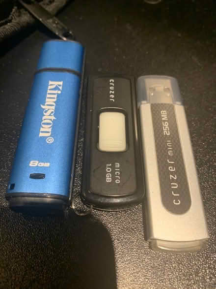 Photo of free USB drives (North Arlington (76012)) #1