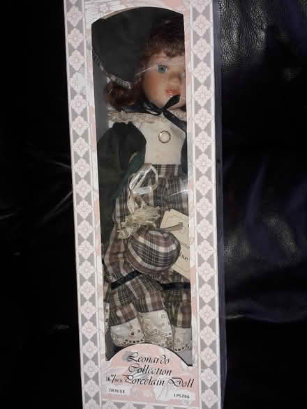 Photo of free Porcelain Dolls x 7 (14" - 35cm) (Popley RG24) #1