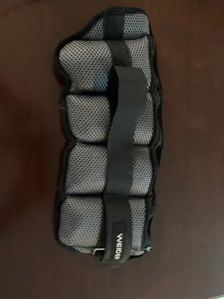 Photo of free Removable Weight-4 Lb Total (Manassas/Wellington area) #1