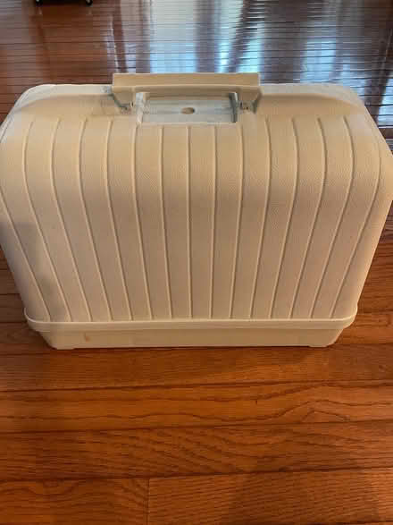 Photo of free Singer sewing machine - Broken (Skippack) #1