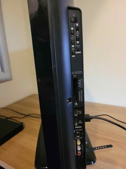 Photo of free tv - 32" lcd tv monitor (Selmeston BN26) #4