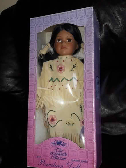 Photo of free Porcelain Dolls x 7 (14" - 35cm) (Popley RG24) #4