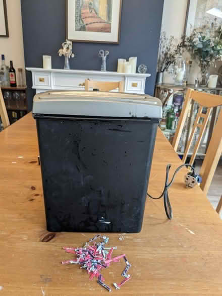 Photo of free Paper shredder (Barnehurst DA7) #1