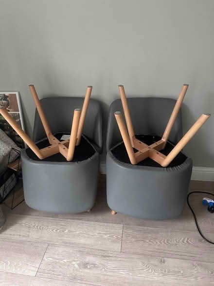 Photo of free 4 dining chairs (IP2) #2
