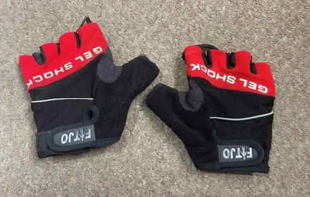 Photo of free Fingerless cycling gloves size S (Chorley PR6) #2