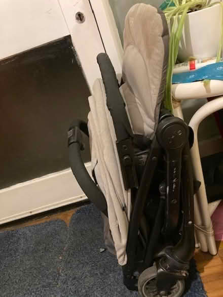 Photo of free Joie push chair (Weybridge KT13) #1
