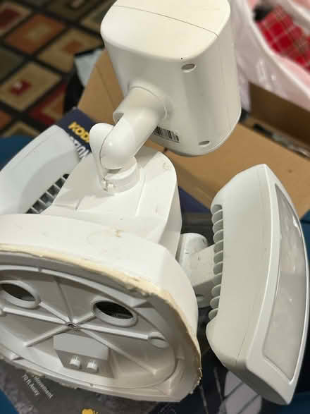 Photo of free FEIT camera flood light (Morgan hill) #2