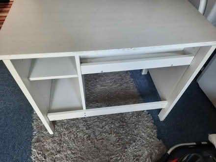 Photo of free White desk (S26) #3
