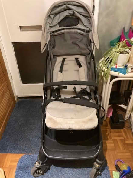 Photo of free Joie push chair (Weybridge KT13) #3