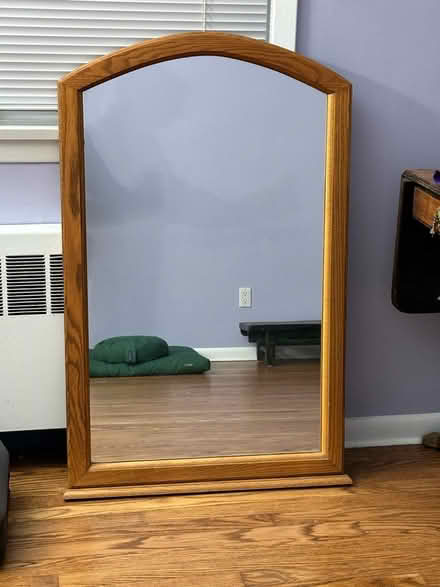Photo of free Mirror (Cortlandt Man near Put Valley) #1