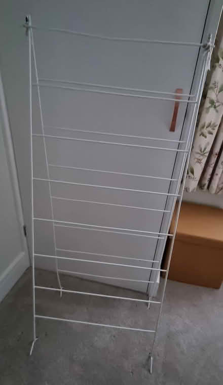 Photo of free 15 Bar Clothes Airer (CT10) #2