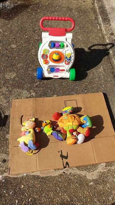 Photo of free Toddler play centre & plush toys (UB6JT) #4