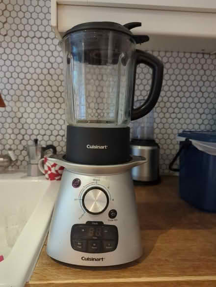 Photo of free Cuisinart soup maker (E9) #1