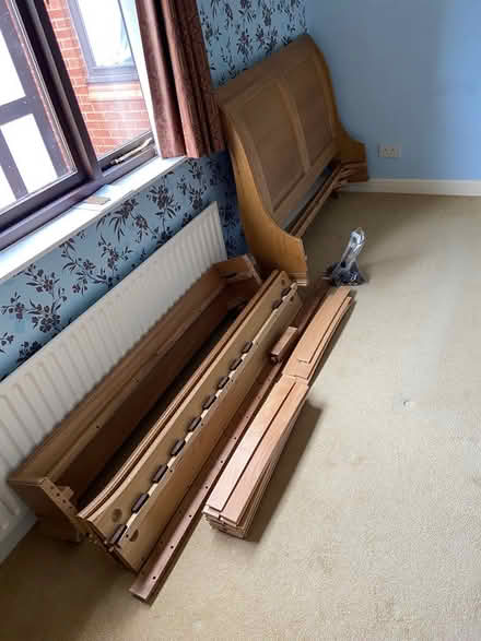 Photo of free Oak bed (Heaton Moor Stockport SK4) #3