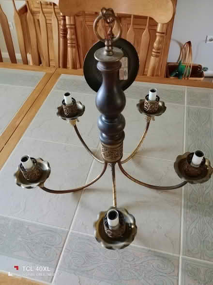 Photo of free Dining room chandelier (Minooka) #1