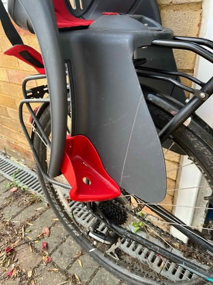Photo of free B-one child bike seat (Tring HP23) #4