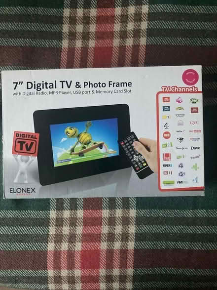 Photo of free 7” Digital TV and photo frame (Clapham MK41) #1