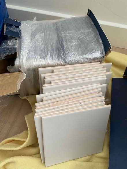 Photo of free White tiles 15x15cm aprox 40+ (Cherry Hinton, Cambridge) #3