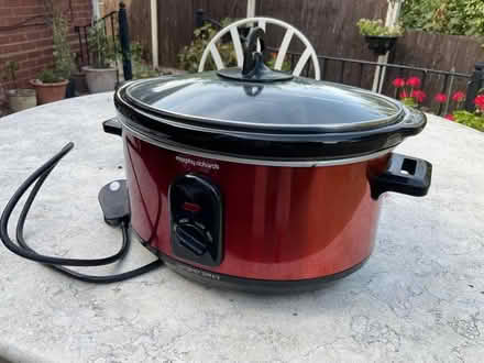 Photo of free Slow cooker (Greenhill DY10) #1