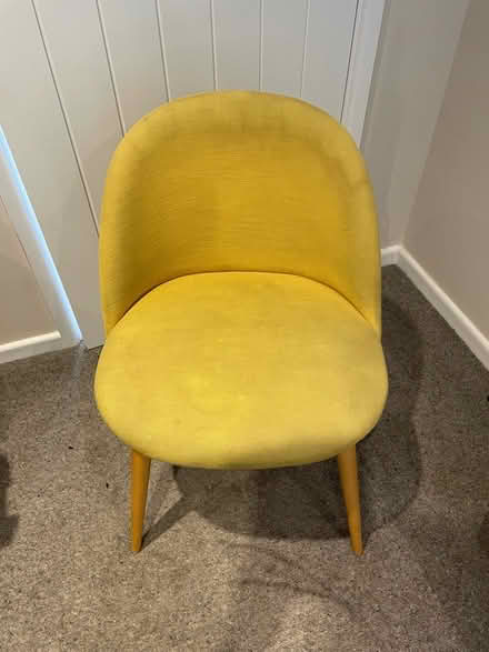 Photo of free 5 dining chairs (Twyford RG10) #3