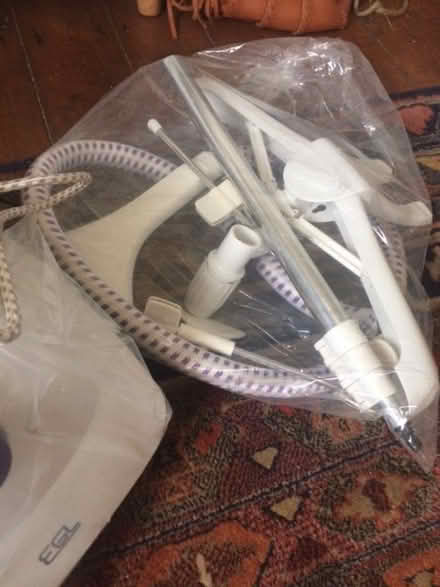 Photo of free EGL Home garment steamer (maldon CM9) #3