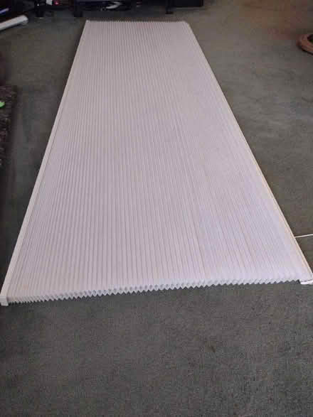 Photo of free Luxaflex Blind (Hotley Bottom HP16) #1