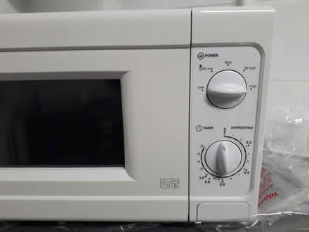 Photo of free Microwave 700 w (Chelmsford CM1) #3