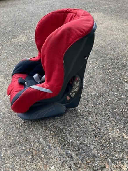 Photo of free Car Seat (Weybridge KT13) #2