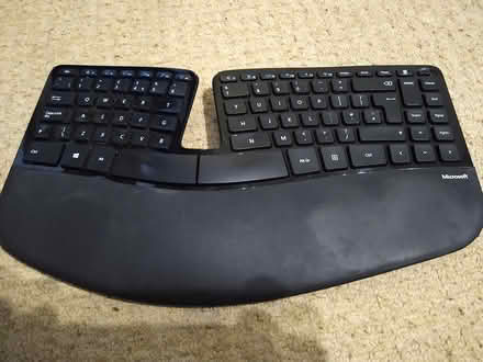 Photo of free Microsoft wireless keyboard (Bloxham OX15) #1