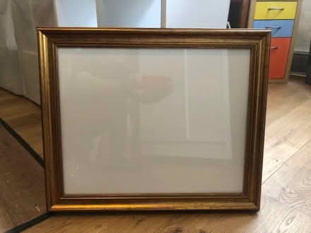 Photo of free Picture frame (Hornsey Station Estate N8) #1