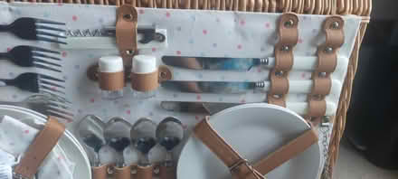 Photo of free Picnic hamper basket (west molesey KT8) #3