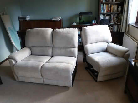 Photo of free 3 seater reclining sofa (OX11 Didcot) #4