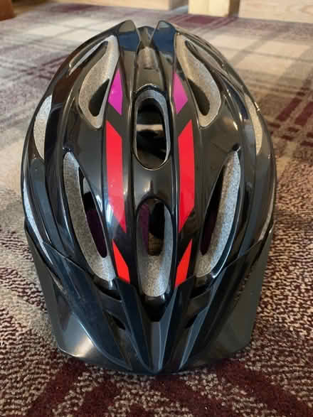 Photo of free Cycle helmet: Bontranger “Solstice” (NE24 South Beach, Blyth) #3