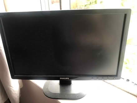 Photo of free Computer monitor (Eye, PE6) #1