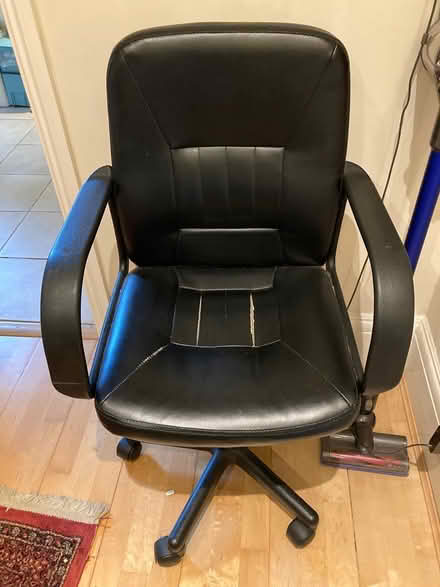 Photo of free Office chair (Preston Park BN1) #1
