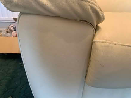 Photo of free Cream Leather Sofa Set (Chingford) #3