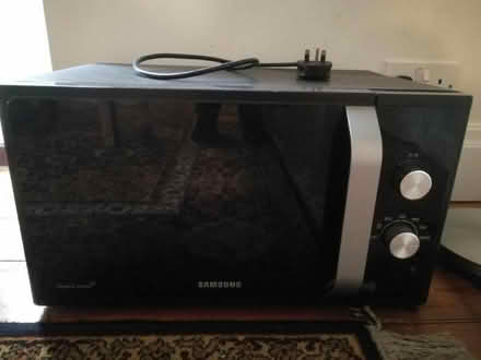 Photo of free Microwave (Morrell Avenue OX4) #1