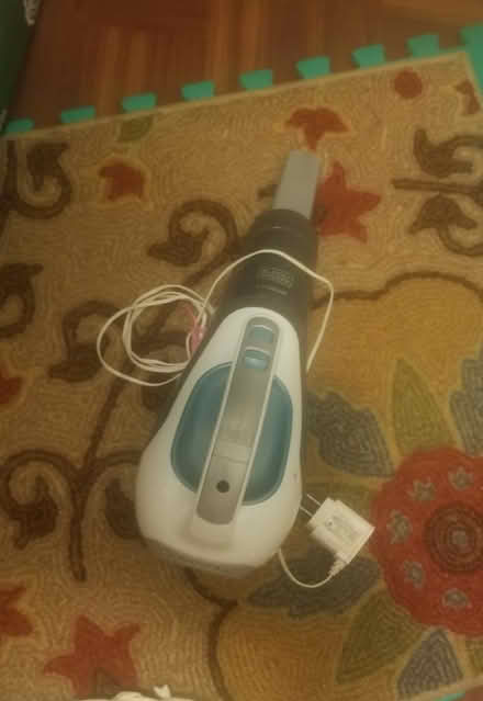 Photo of free Hand vacuum (Fordham Rd Bronx.) #1