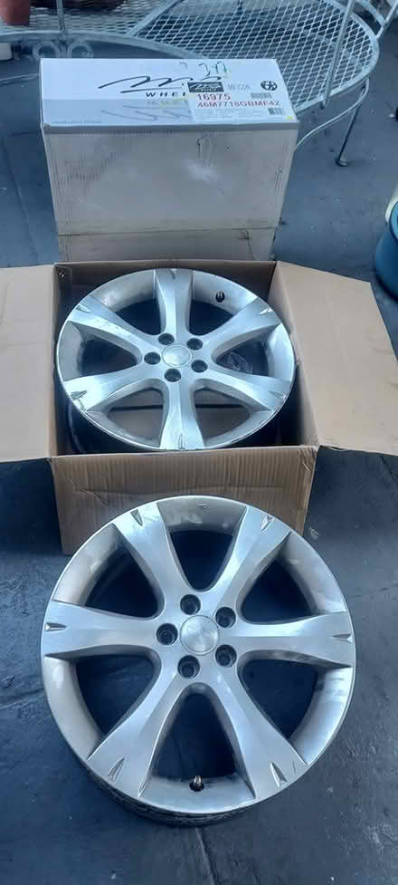 Photo of free MB Wheels for a Van (Palm & El Camino, Burlingame) #2