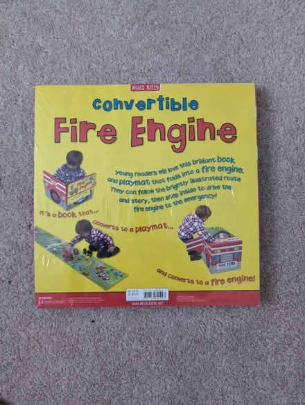 Photo of free New fire engine playmat (Dagenham RM10) #1
