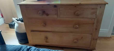 Photo of free Pine Chest of drawers. (Aigburth L17) #1