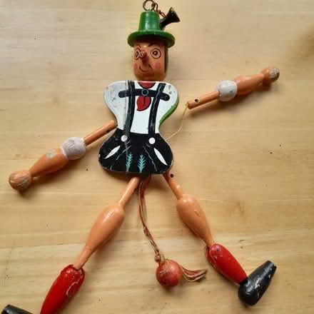 Photo of free puppet - to restring (Parkstreet AL2) #1