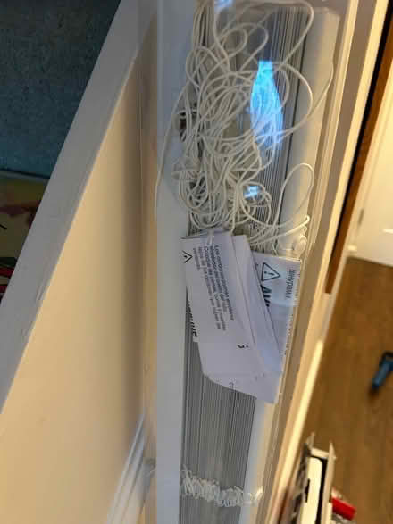 Photo of free PVC Venetian blind (ME15 8) #1