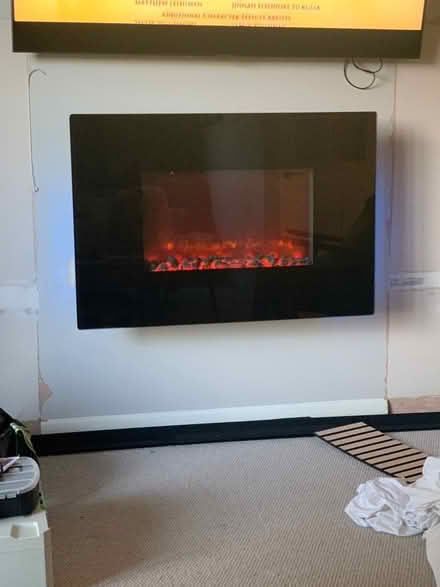 Photo of free Electric wall fire (Wokingham RG41) #2