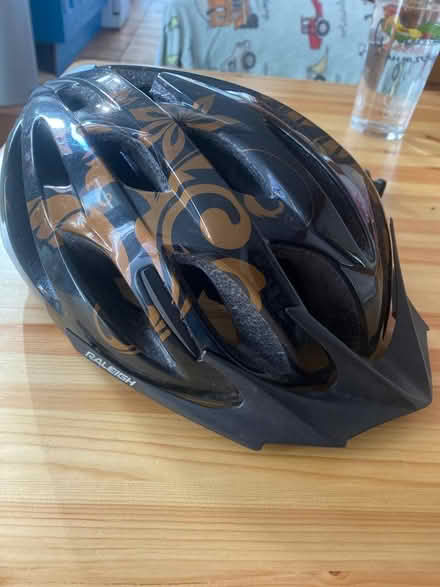 Photo of free Cycle helmet. (Cricket Road OX4) #1