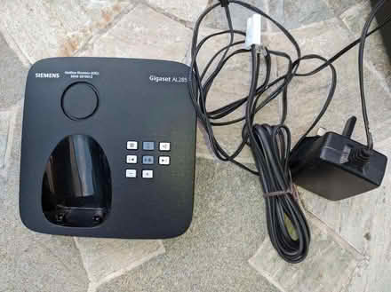 Photo of free Siemens Gigaset Base Station (Oakwood Park N14) #1