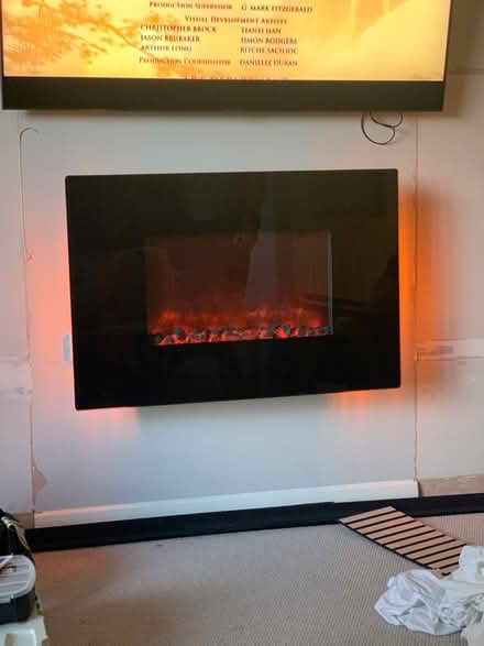 Photo of free Electric wall fire (Wokingham RG41) #1